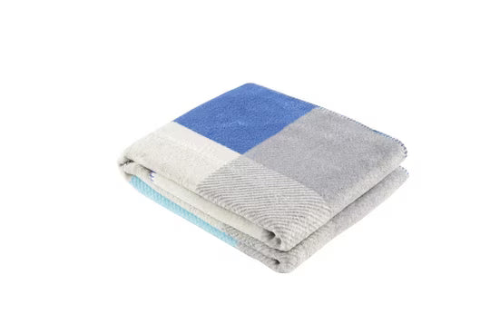 Livessa Wohndecke Wohndecke - 4 Jahreszeiten -160x200 cm / Sofadecke / Schlafdecke