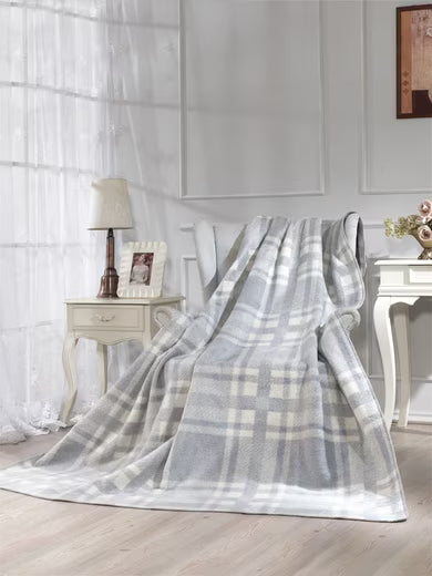 Livessa Wohndecke Wohndecke - 4 Jahreszeiten -160x200 cm / Sofadecke / Schlafdecke